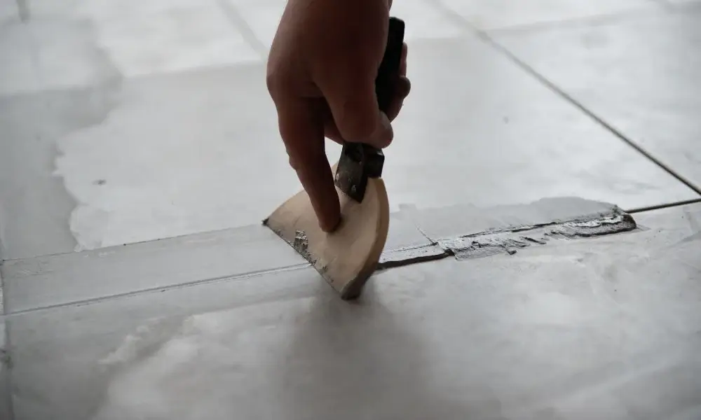 Grouting tile repair